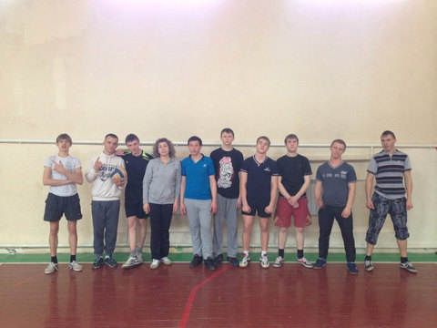 Подведены итоги соревнований по волейболу среди студентов Емельяновского дорожно-строительного техникума