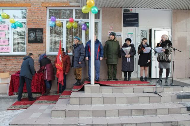 Герой не гибнет умирая…