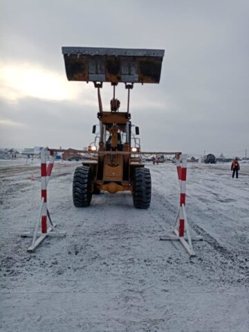 Компетенция Управление фронтальным погрузчиком 2019