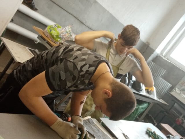 Увлекательная экскурсия в Слесарную мастерскую