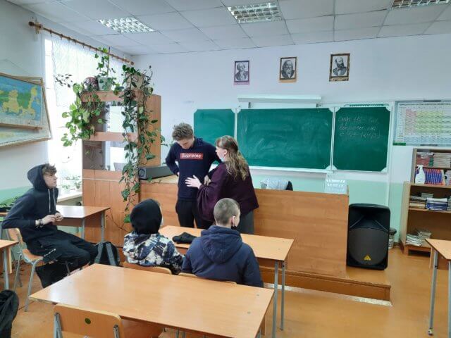 Урок трудовой доблести и встреча с представителями различных  организаций Козульского района