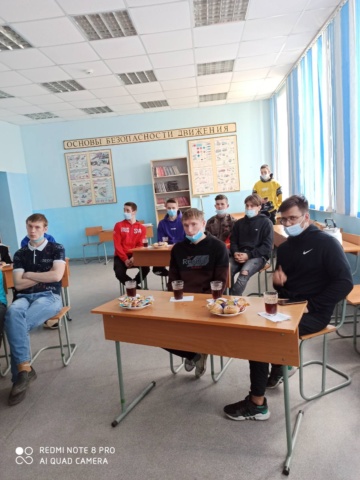 «Открой рот!»