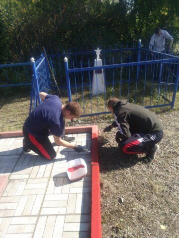 Субботник на мемориале Блокадников