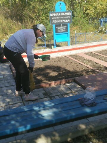 Субботник на мемориале Блокадников