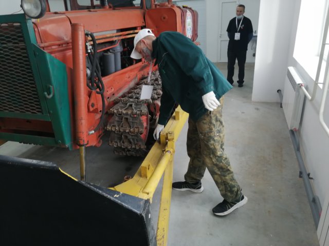 Управление бульдозером 2021