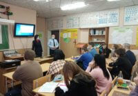 В Березовском филиале Емельяновского дорожно – строительного техникума ГИБДД проводит беседы со студентами В Березовском филиале Емельяновского дорожно – строительного техникума ГИБДД проводит беседы со студентами