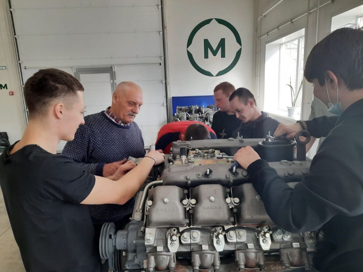 Управление автогрейдером