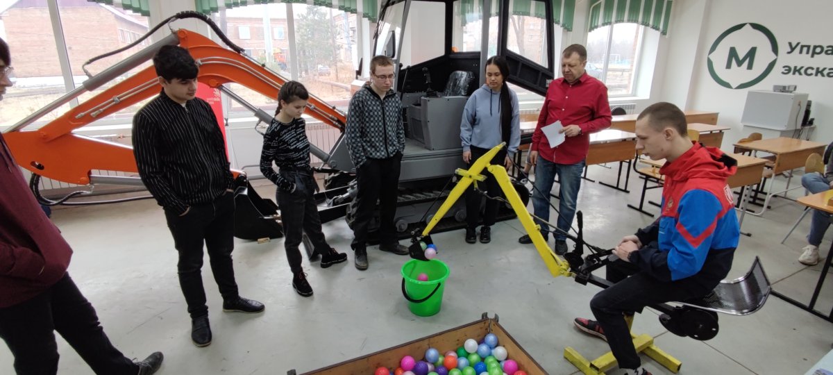 Управление экскаватором