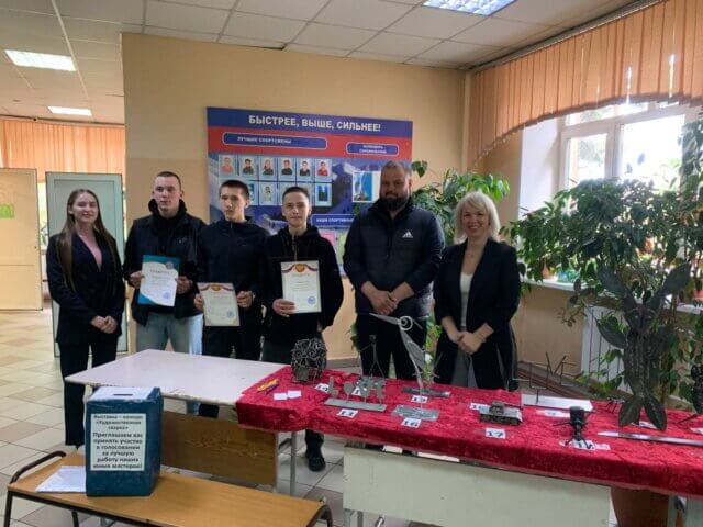 Выставка работ программы дополнительного образования «Художественная сварка»