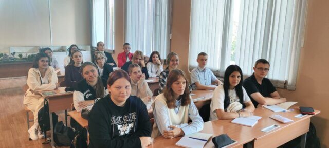 3 сентября - День Победы над милитаристской Японией и окончания Второй мировой войны (1945 год).